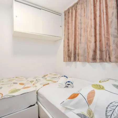 Mobile Homes Bella *