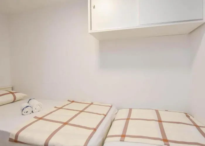 Mobile Homes Bella *