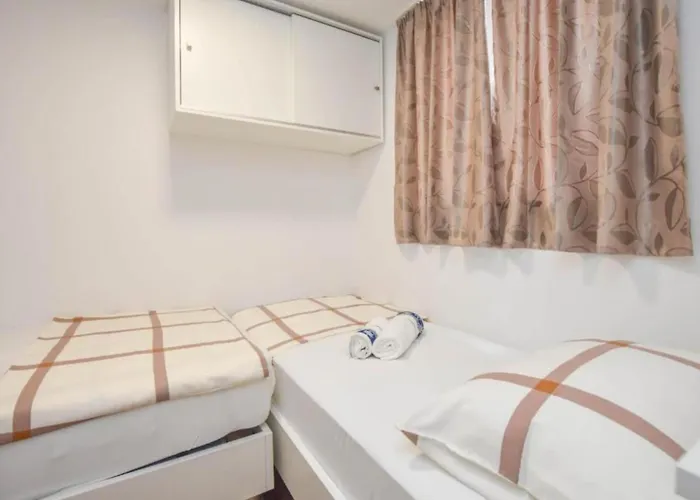 Mobile Homes Bella * Biograd Na Moru