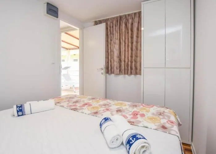 Holiday home Mobile Homes Bella *