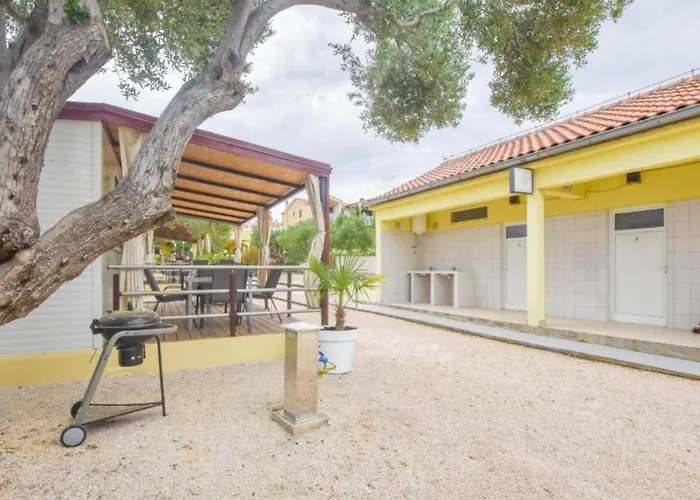 Holiday home Mobile Homes Bella *